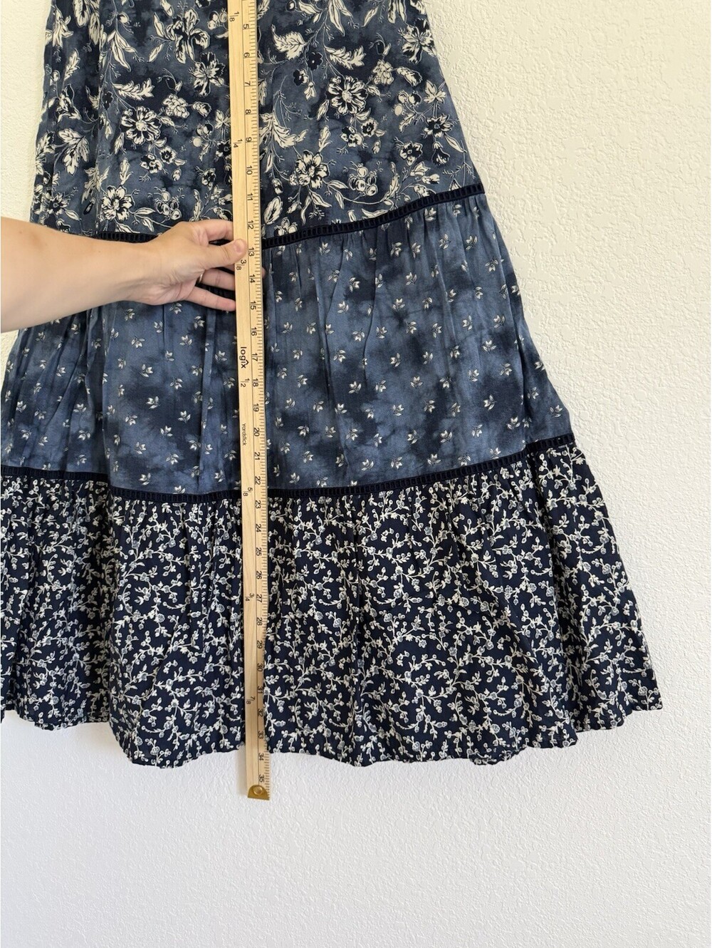 Gap Women’s Size XS Cottagecore Blue and White Floral Tiered Cotton Midi Skirt - Picture 3 of 6